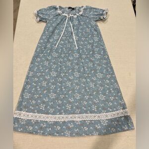 Scarlet Darkness Blue Floral Prairie Dress Girls Size 10-11Y